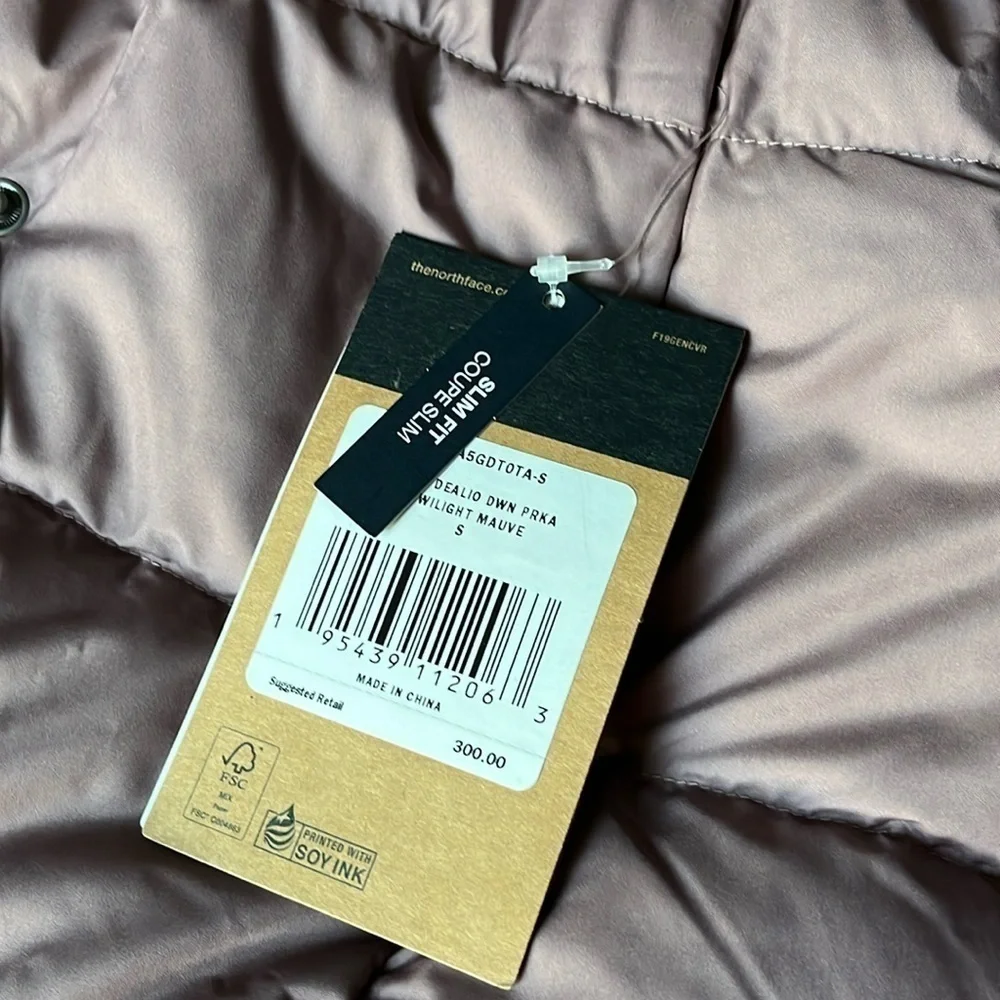 The North Face Women's New Dealio Down Parka in Twilight Mauve Size S